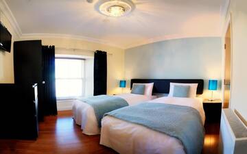 Фото Гостевой дом Elephant Guest House г. Уэстпорт 4